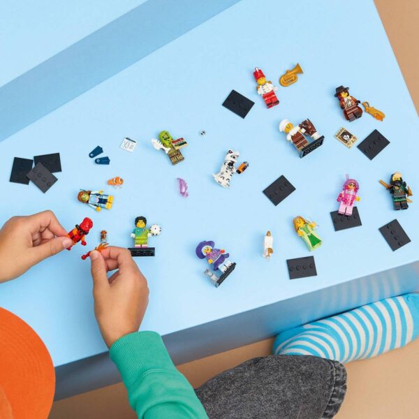 Lego Minifigures Series 29 Collectible Mystery Box - Image 4