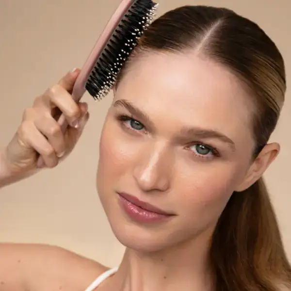 KITSCH Polish Brush in Terracotta - Image 3