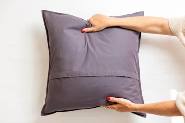 Bongusta Papelain Pillow - Image 4