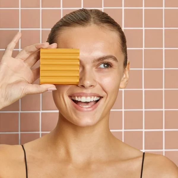 Kitsch Kojic Acid Face and Body Bar - Image 4