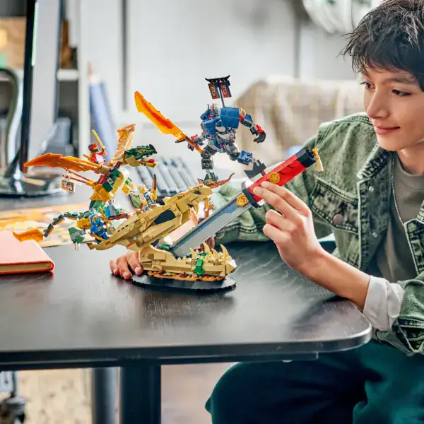 LEGO NINJAGO Battle at the Dragon’s Blade - Image 4