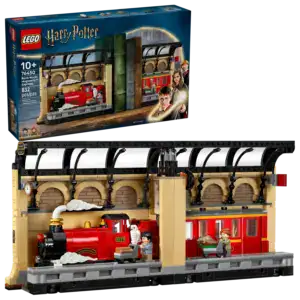 LEGO® Harry Potter Hogwarts Express Book Nook
