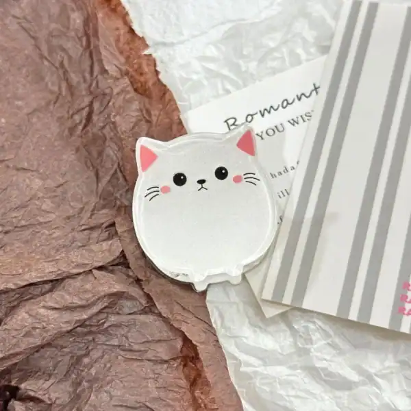 Cute Cat Acrylic Hairclip - Image 4