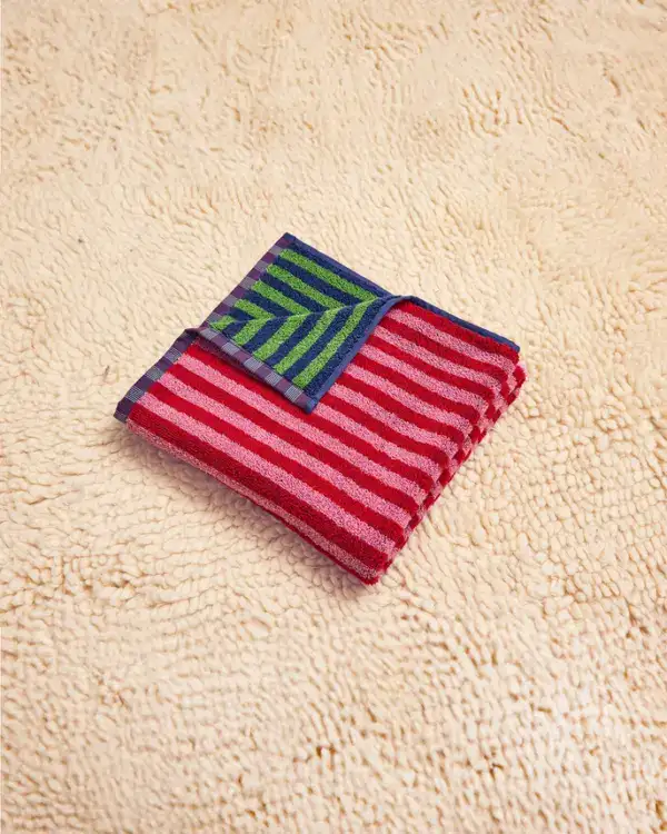 Dusen Dusen Cricket Stripe Hand Towel - Image 2