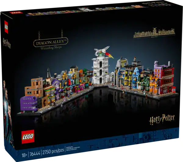 LEGO® Harry Potter Diagon Alley Wizarding Shops - Image 2