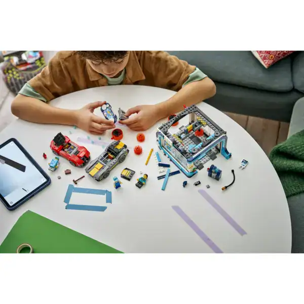 LEGO City Drive-Through Car Wash - Image 3