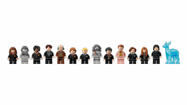 LEGO Hogwarts Castle: East Wing - Image 10