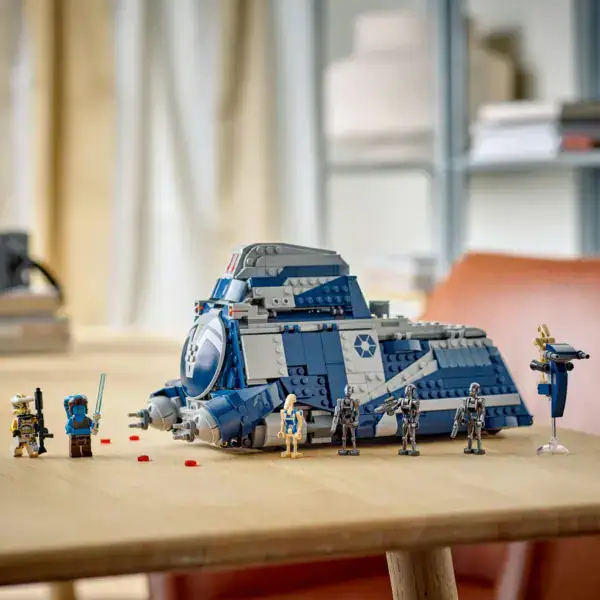 LEGO Star Wars Battle of Felucia Separatist MTT™ - Image 4