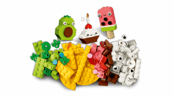 LEGO Classic Creative Food Friends - Image 7