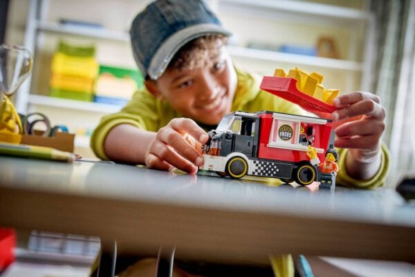 LEGO Fries Food Truck - Image 6
