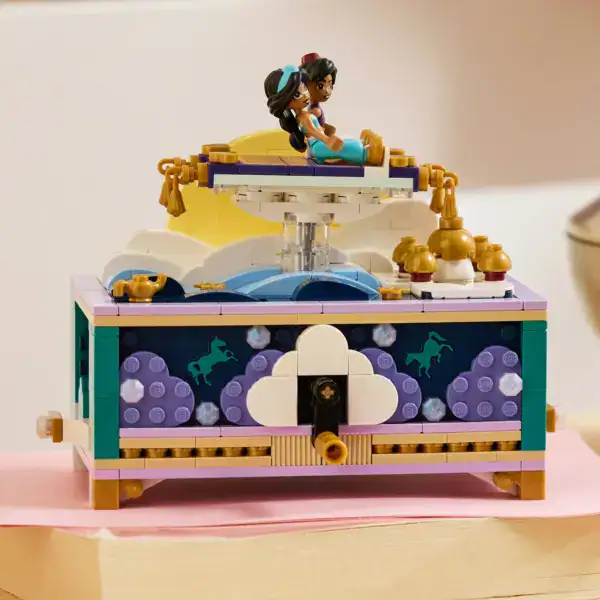Lego Jasmine's Jewelry Box - Image 5