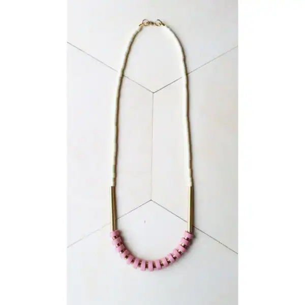 Loela Heishi Necklace - Image 4