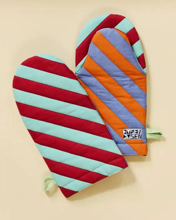 Dusen Dusen Oven Mitt | The Colour Market - Image 9