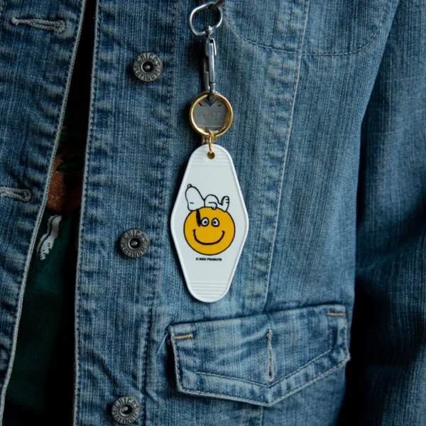 Three Potato Four: Snoopy Key Tag - Image 7
